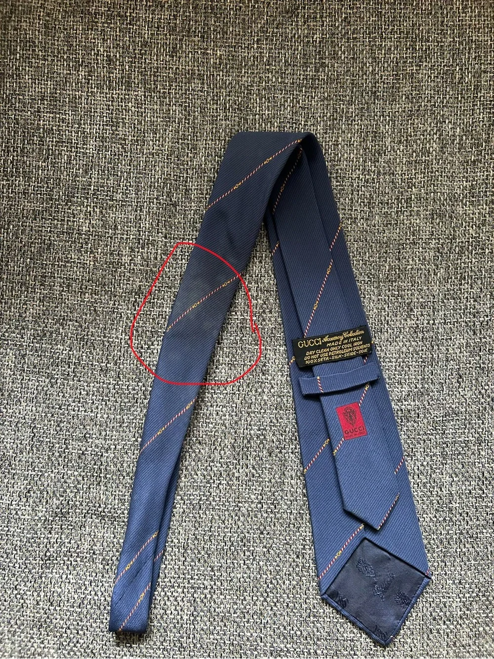 Vintage 80s Gucci 100% Silk Tie Navy Blue Diagonal Stripe Made in Italy